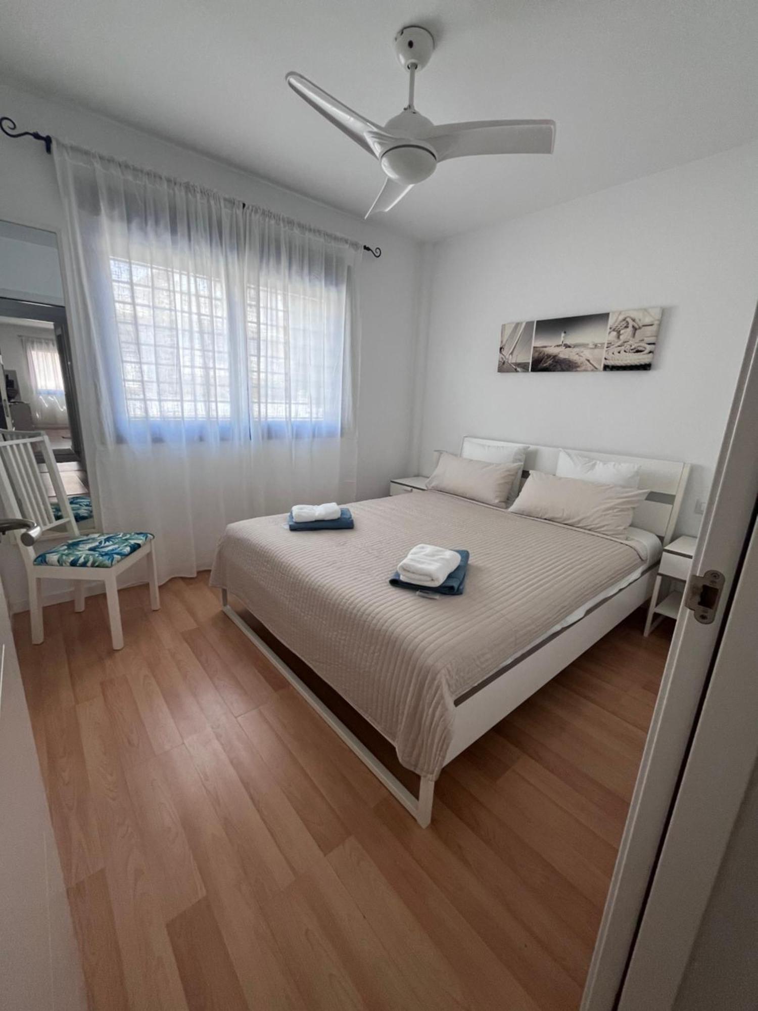 Apartamento Puerta Al Mar Málaga Exterior foto